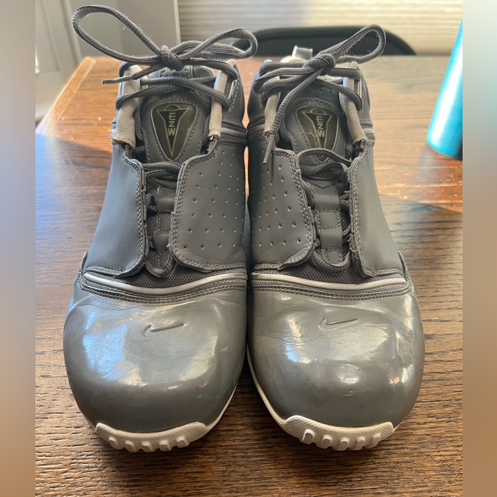 Men’s Size 11.5 Nike Air EZW Sneakers